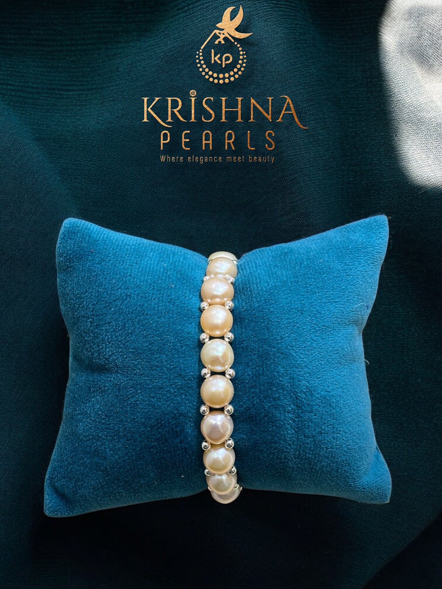 Beautiful Pink Button Pearls Bracelet