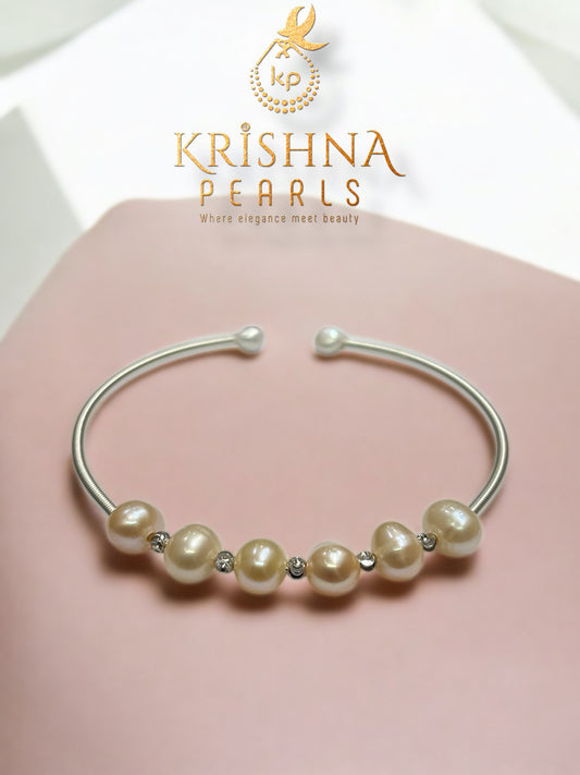 Elegent Pink Pearls Bracelet