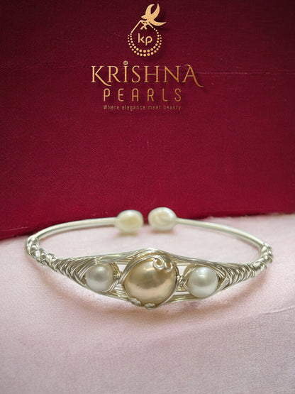 Adorable Big Pearl Bracelet