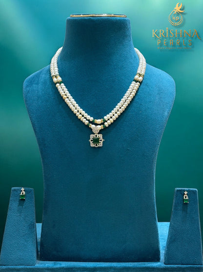 Emerald Elegance Double Layer Pearls Necklace Set