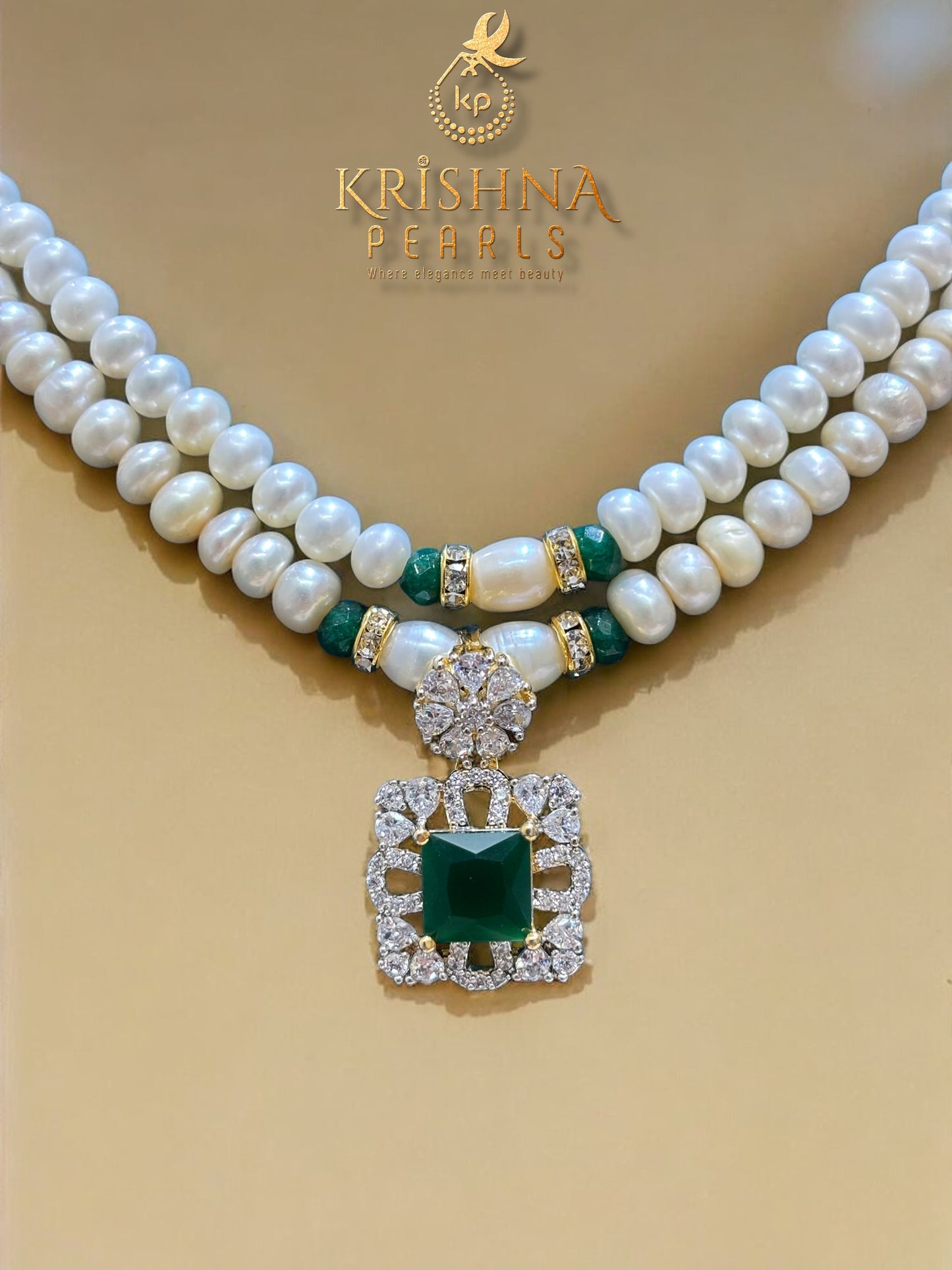 Emerald Elegance Double Layer Pearls Necklace Set