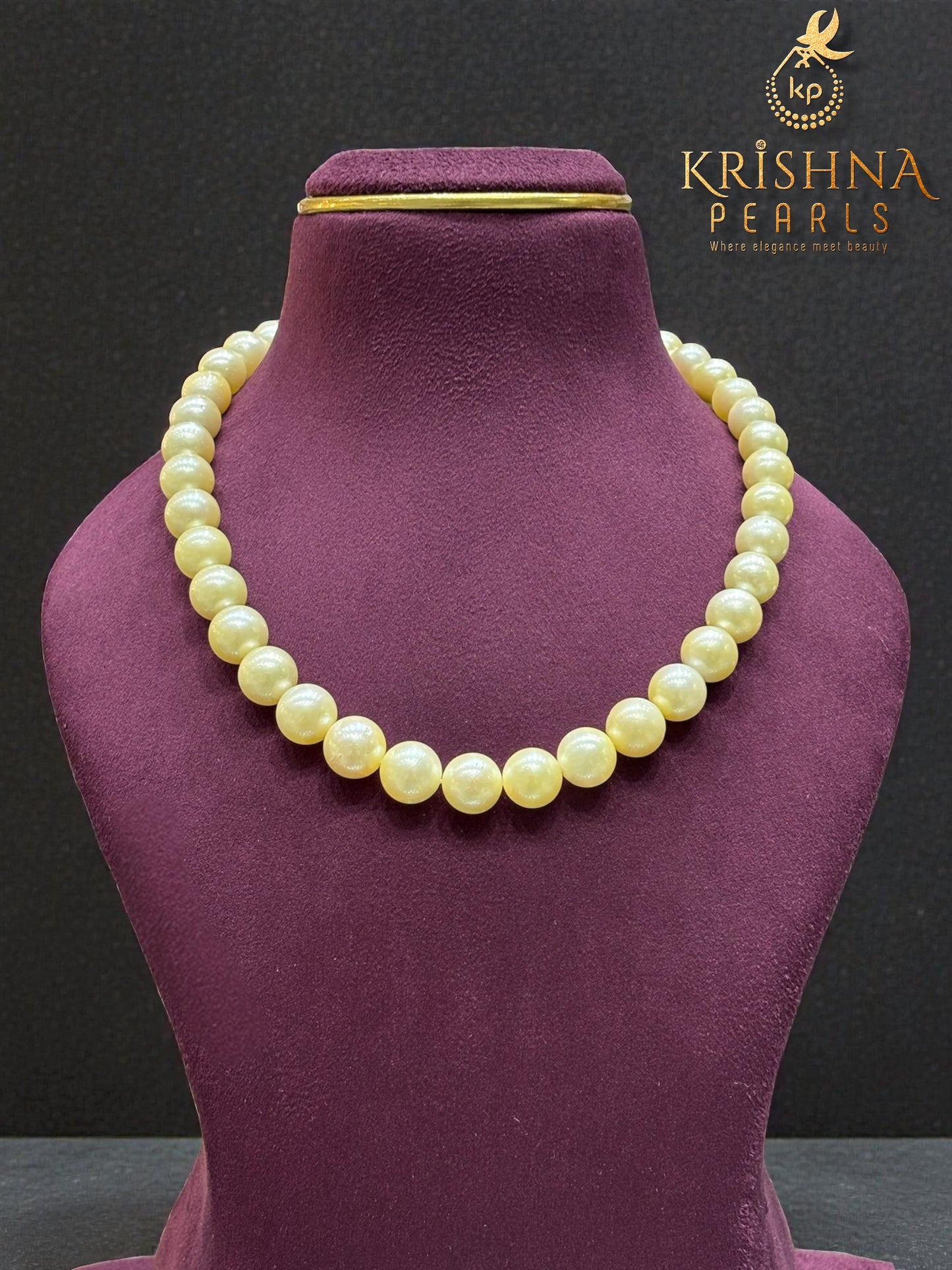 Exclusive Light Golden South Sea Pearls Necklace Set
