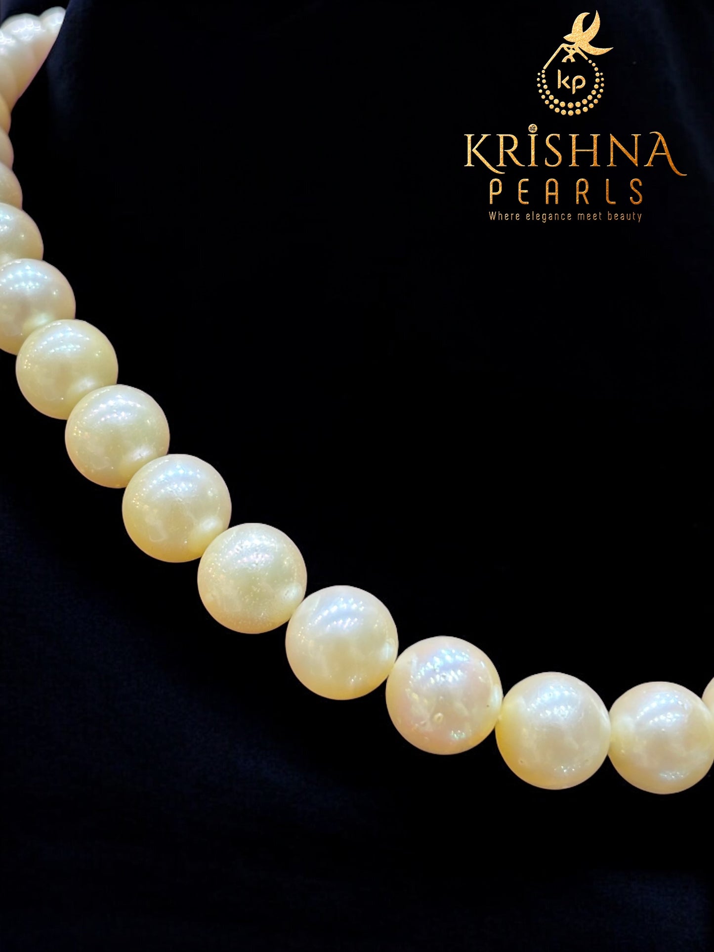 Exclusive Light Golden South Sea Pearls Necklace Set