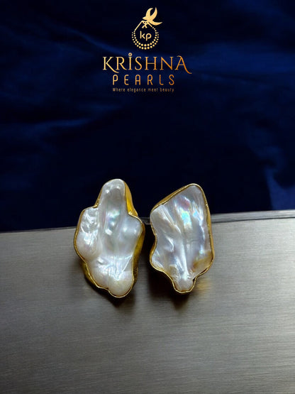 Luxurious Baroque Pearl Chain Set