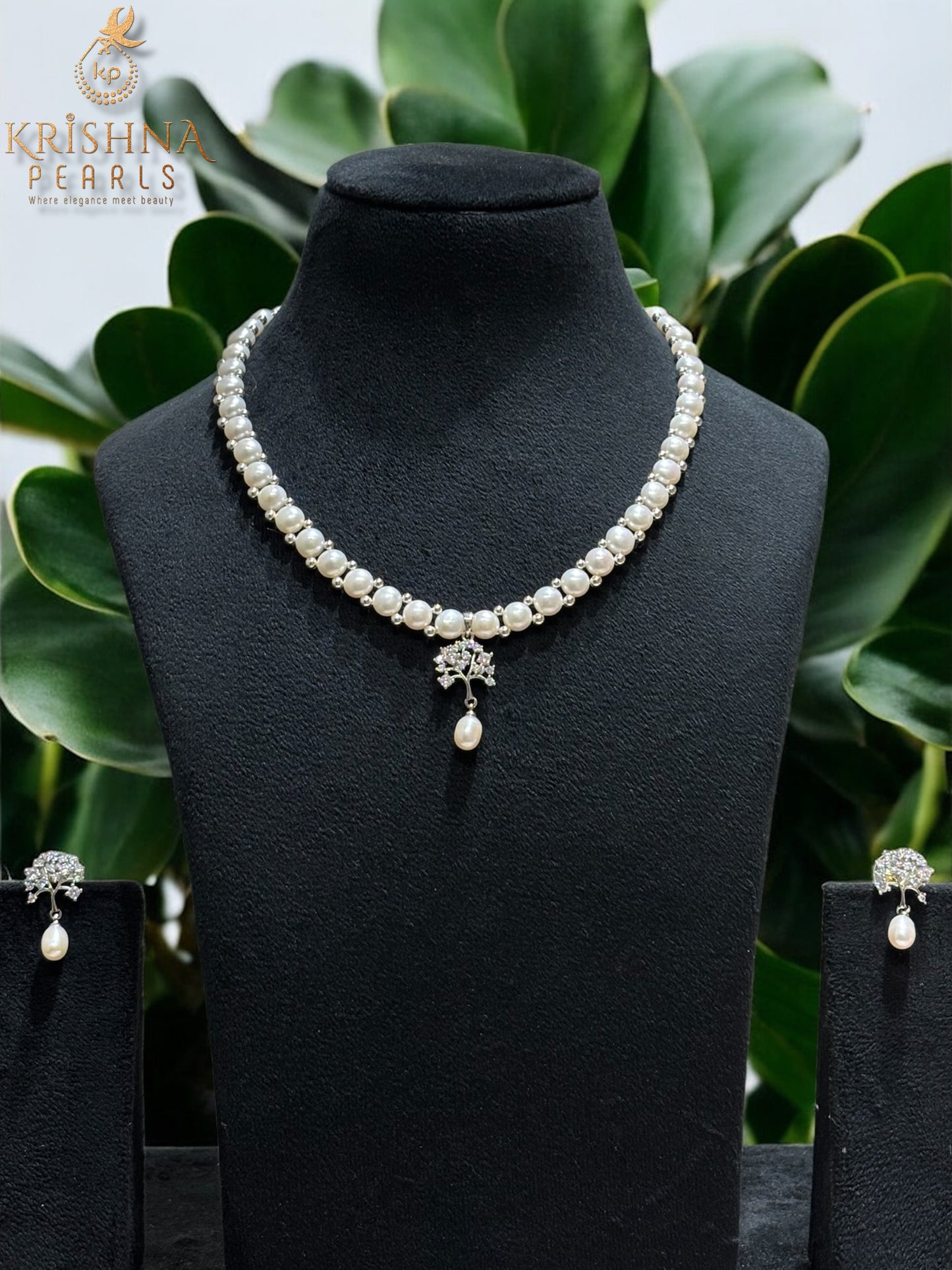 Tree of Life Button Pearls Necklace Set