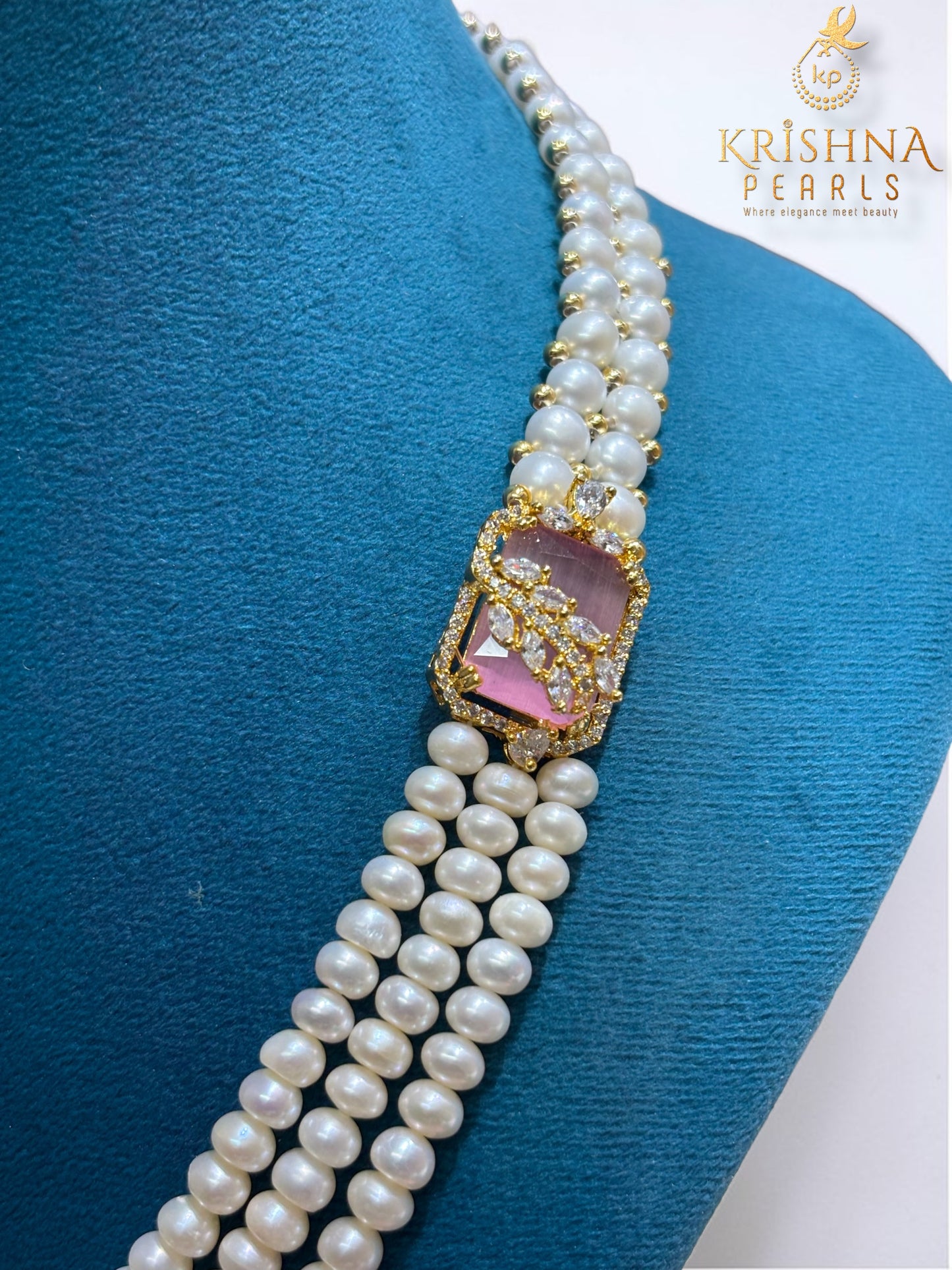 Designer Rose Quartz Two Side Broch Pearls Necklace Set