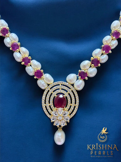 Crimson Bloom Pearl Necklace Set