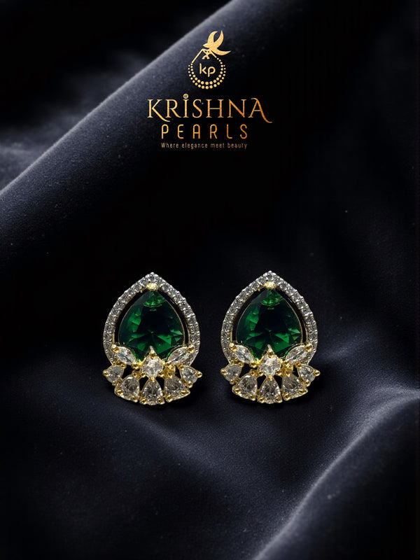 Adorable Emerald Studded Button Pearls Necklace Set