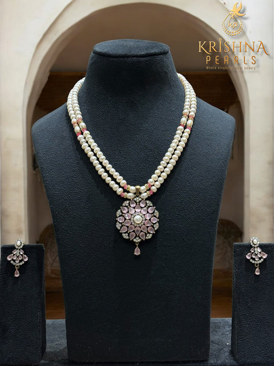 Adorable Oxidised Rose Quartz Pendent With Pearls Necklace