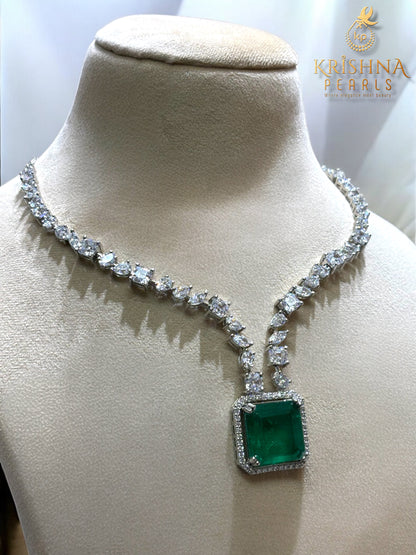 Luxirious 92.5 Silver Emerald & Zircon Studded Necklace