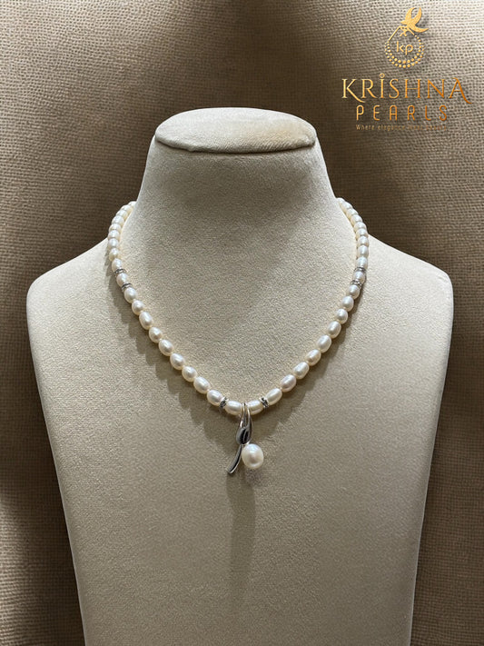 92.5 Silver Celestial Knot Pendant Necklace