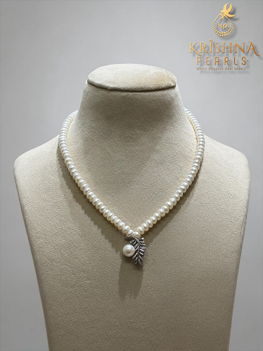 92.5 Silver Leaf Serenity Pearls Necklace