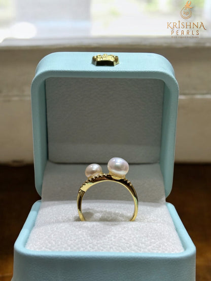 Beautiful White & Pink Pearl Adjustable Ring