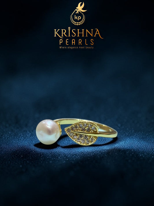 Beautiful Pearl Dewdrop Leaf Finger Ring