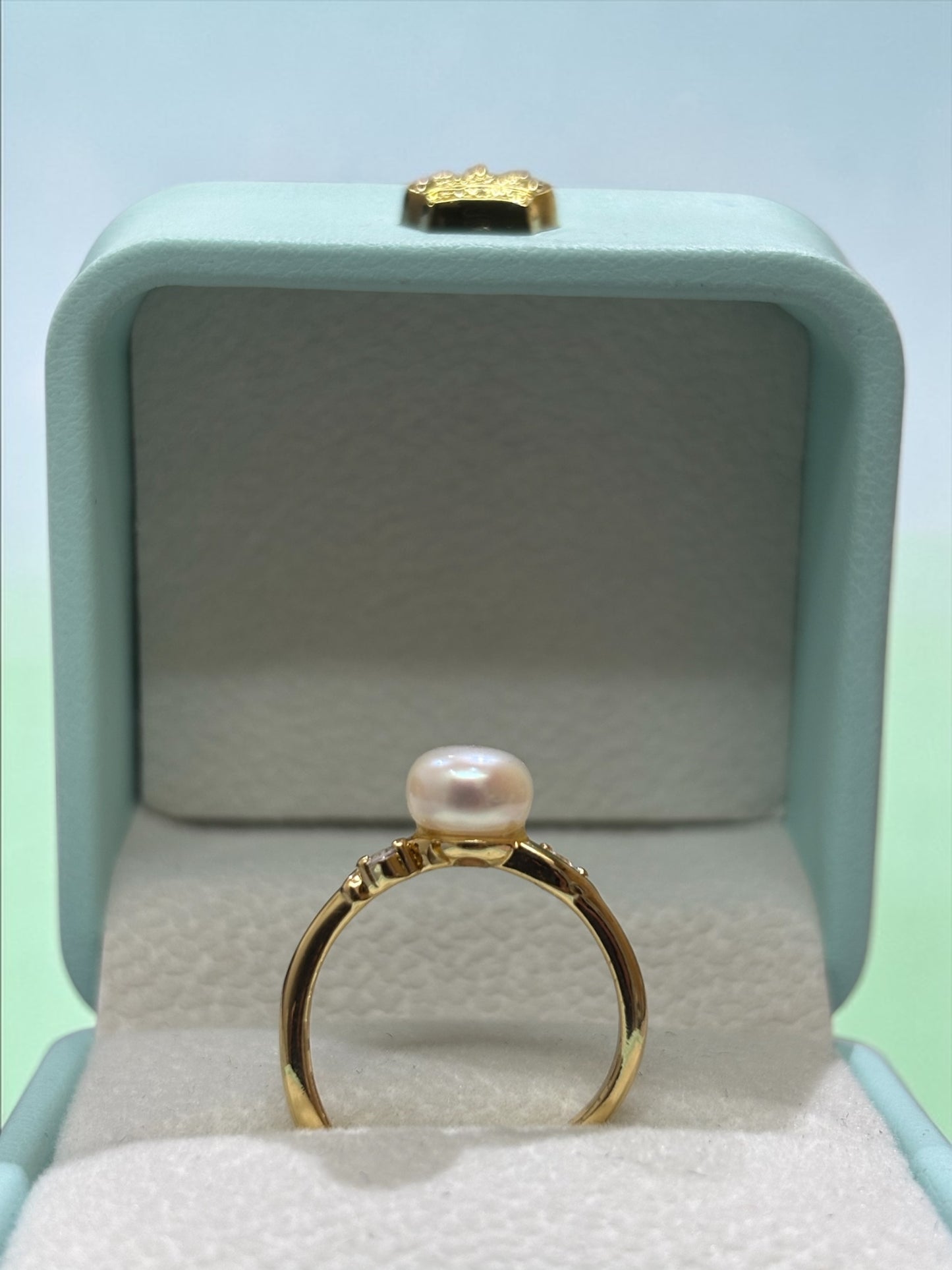 Classy White Pearl Studded Finger Ring