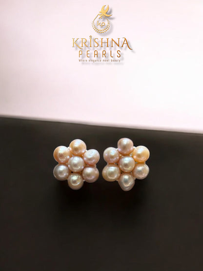 Pretty MultiColour Three Strand Oval Pearls Necklace Set