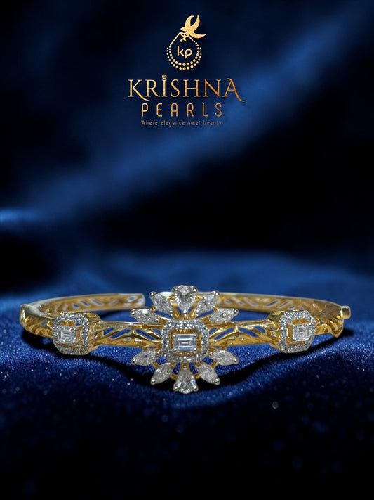 92.5 Silver Petal Halo Bracelet