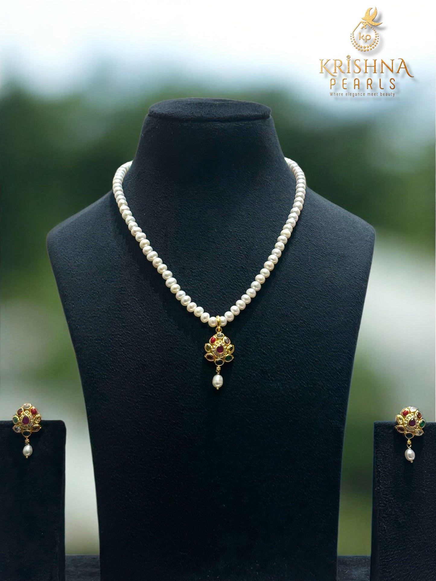 92.5 Silver Navratna Pendent With Pearls Necklace Set