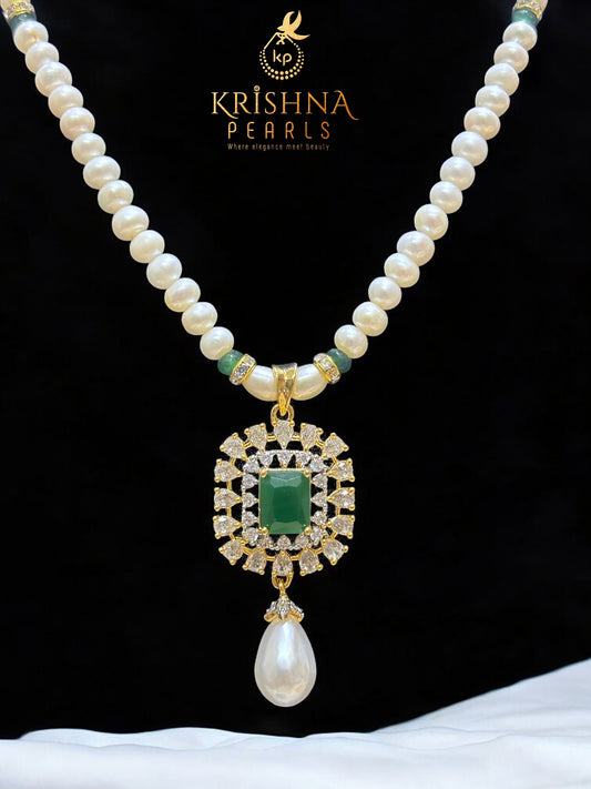 Adorable Pearls Emerald Locket Set