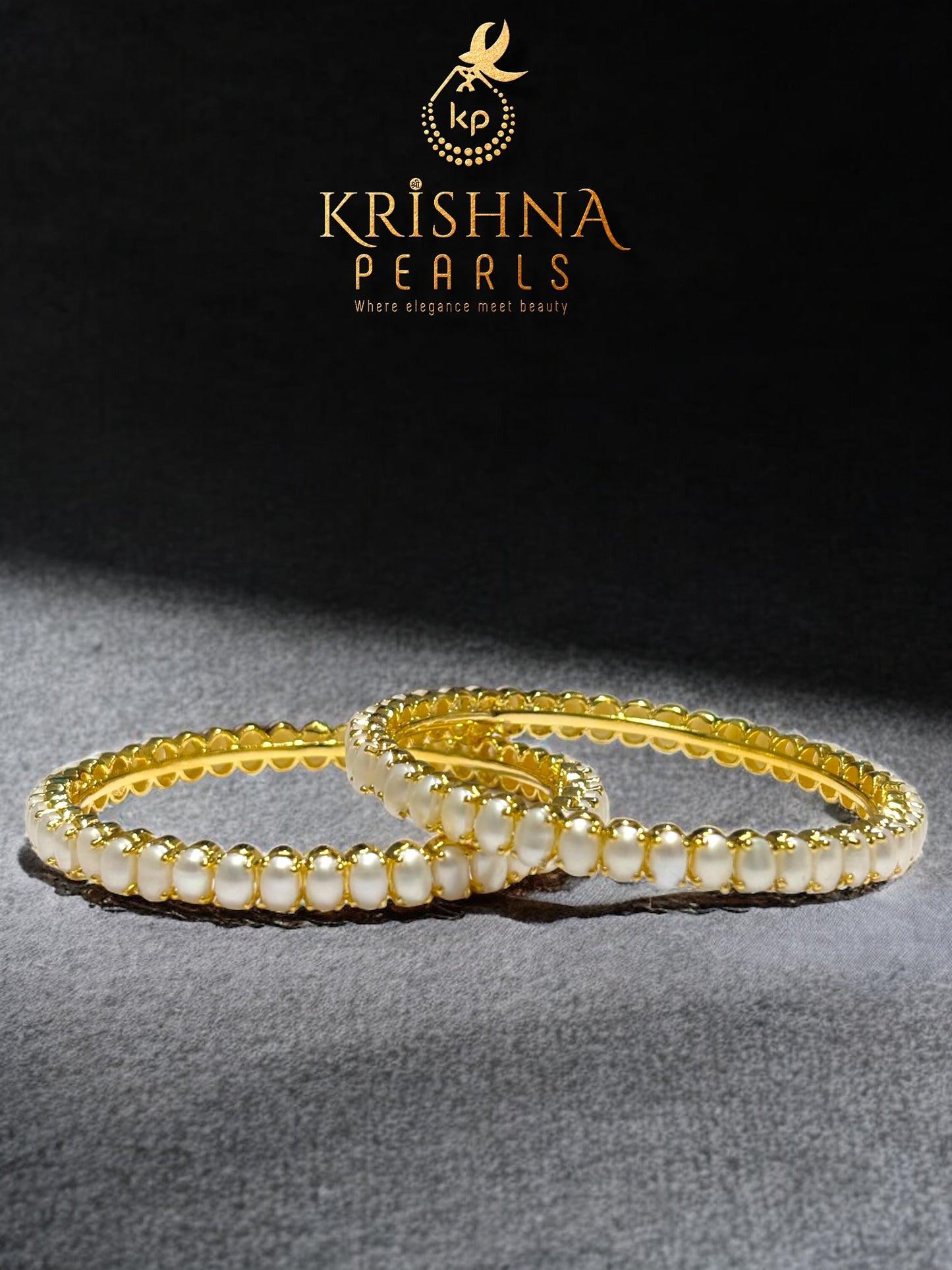 Classic Oval Button Pearls Bangles