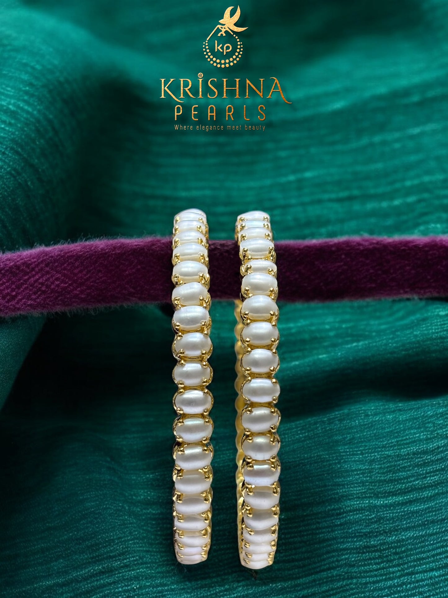 Classic Oval Button Pearls Bangles