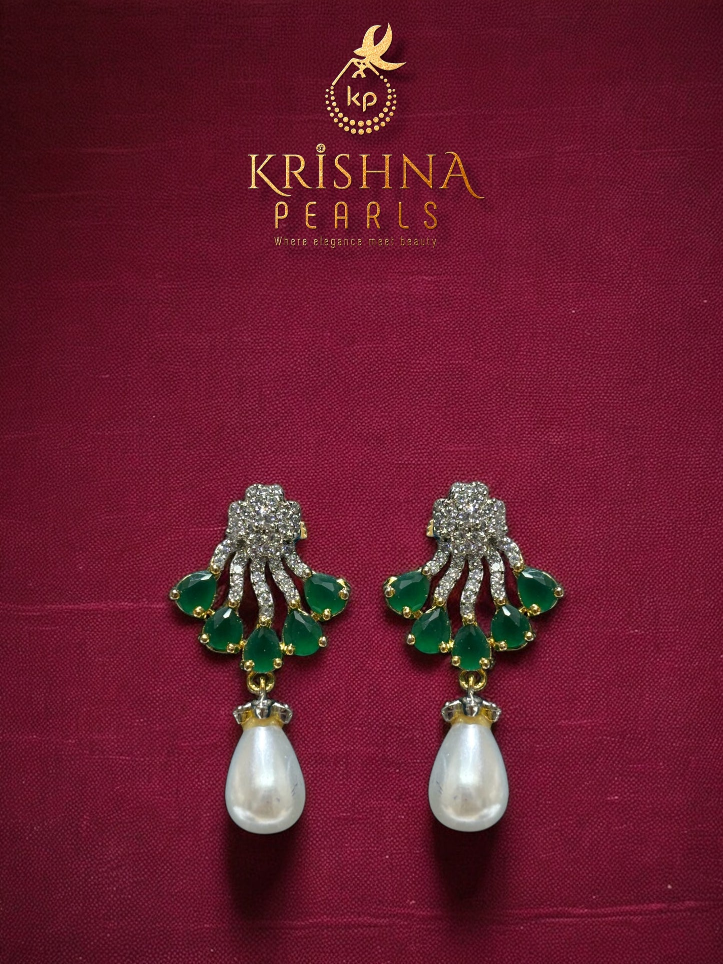 Royal Emeralds Studded Pearls Necklace Set