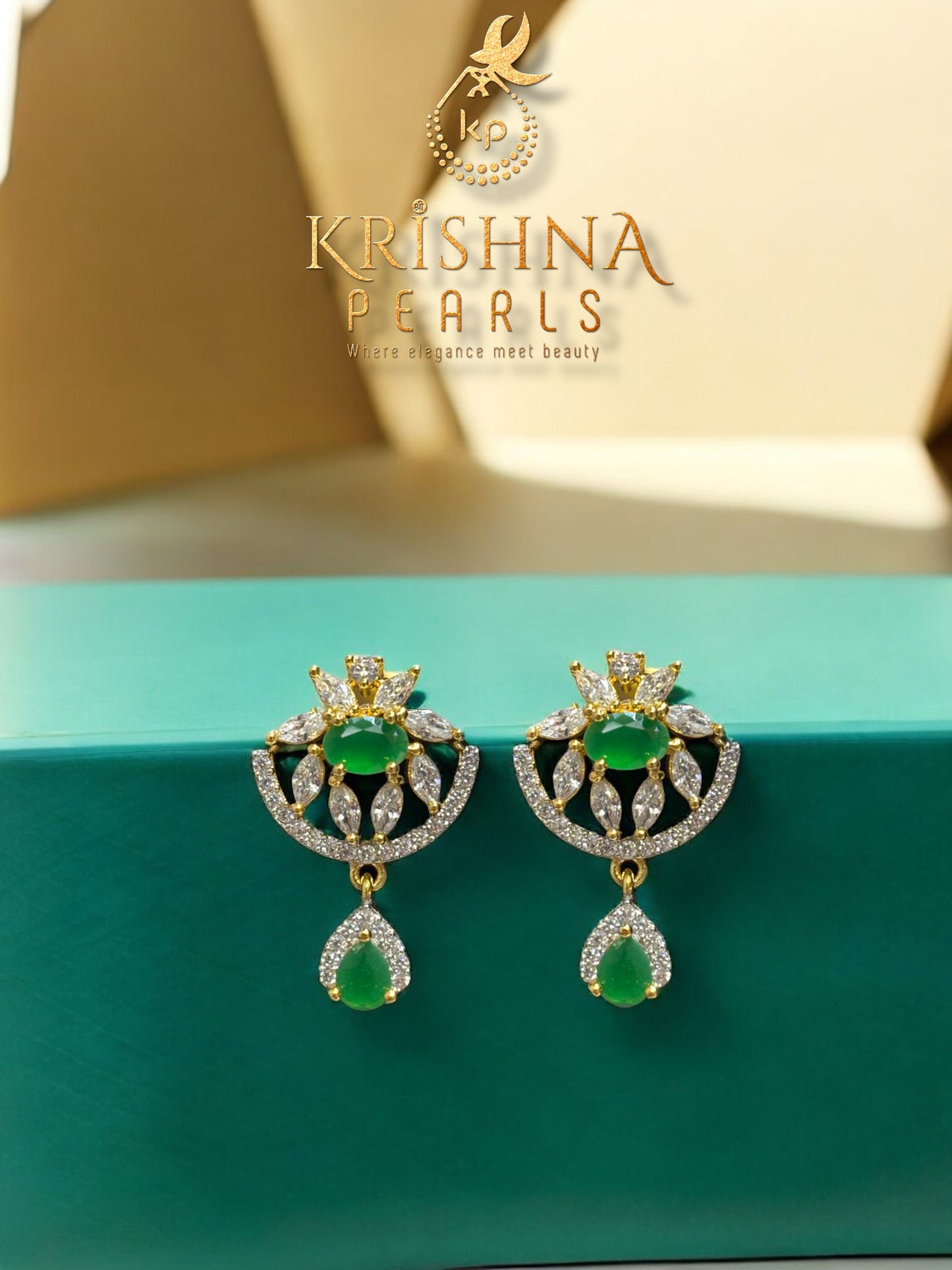 Royal Harmony Twin-Line Emerald Pearls long Necklace Set