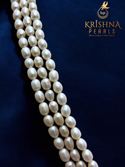 Simple Three Layers Oval Pearls Necklace Set