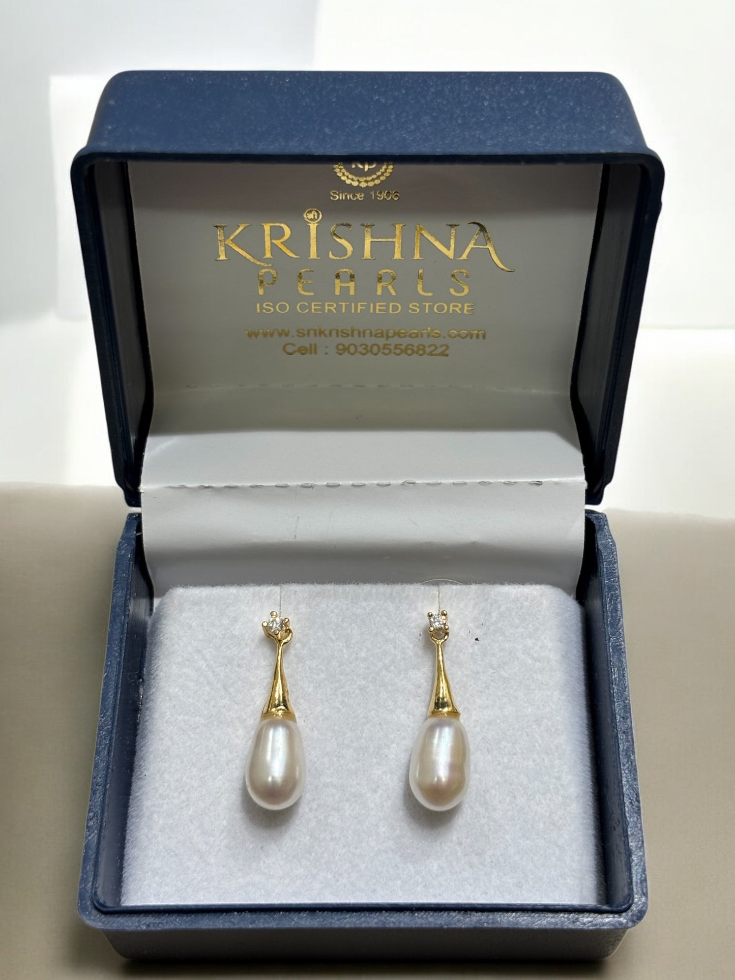 92.5 Silver Beautiful Pearl Earings