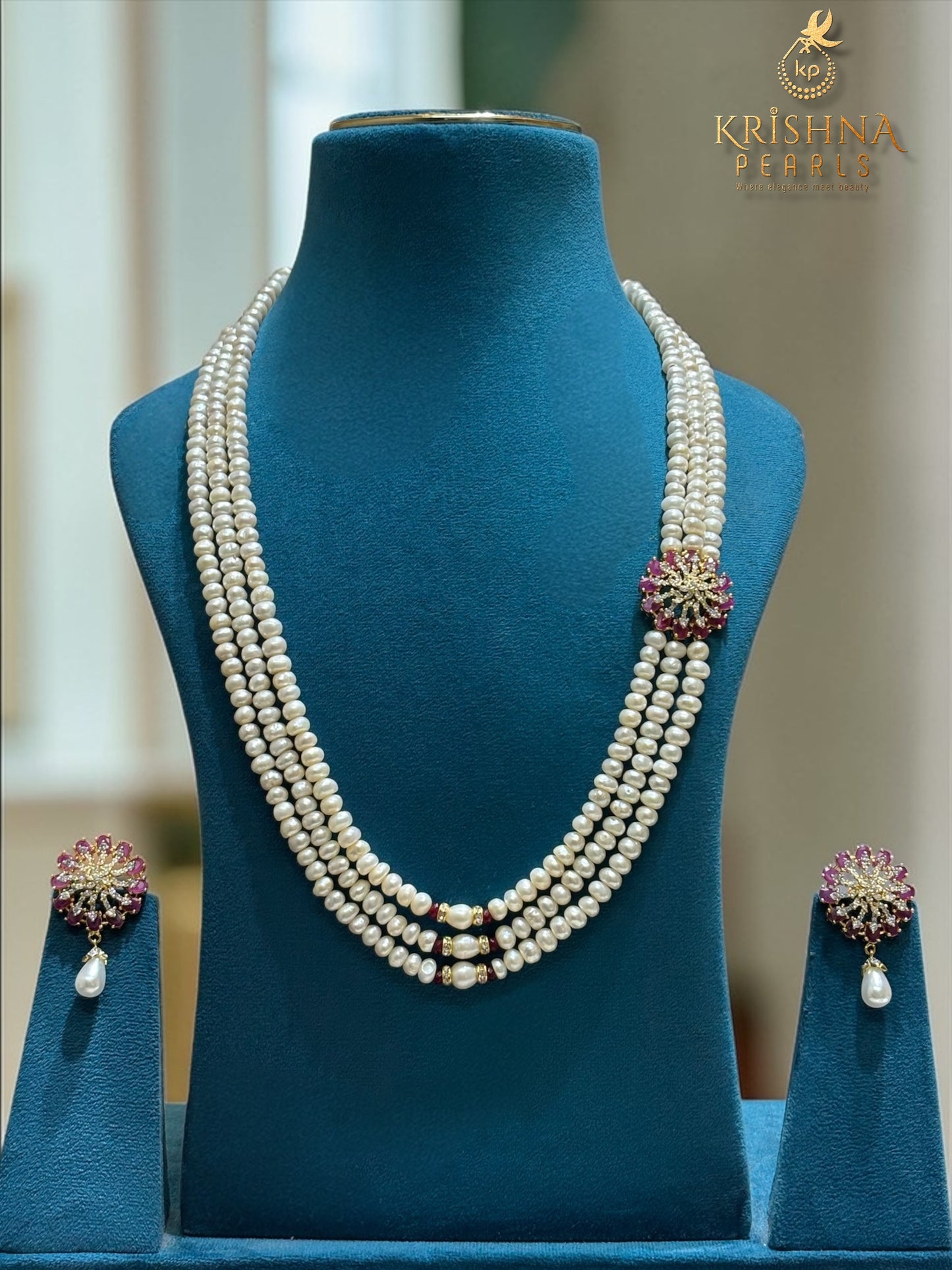 Ruby Rosette Side-Brooch Pearls Necklace Set