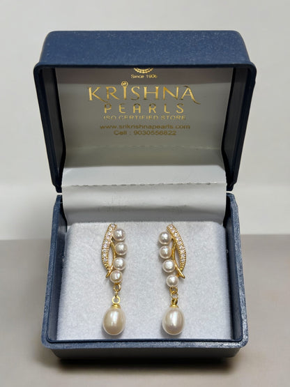 92.5 Post Pin Silver Pearls Studded Hangings