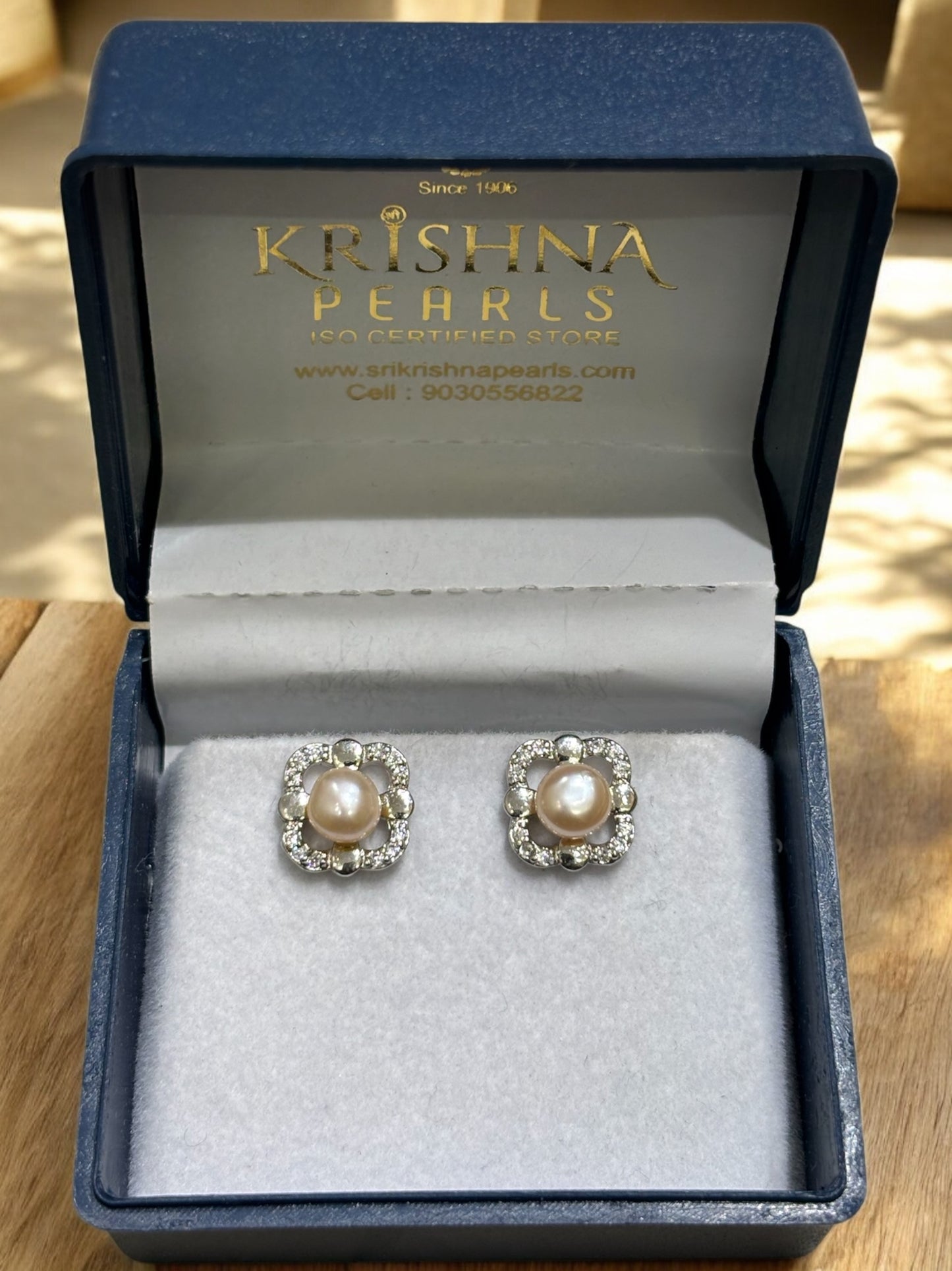 Midnight Petal Pink Pearl Studded Earrings