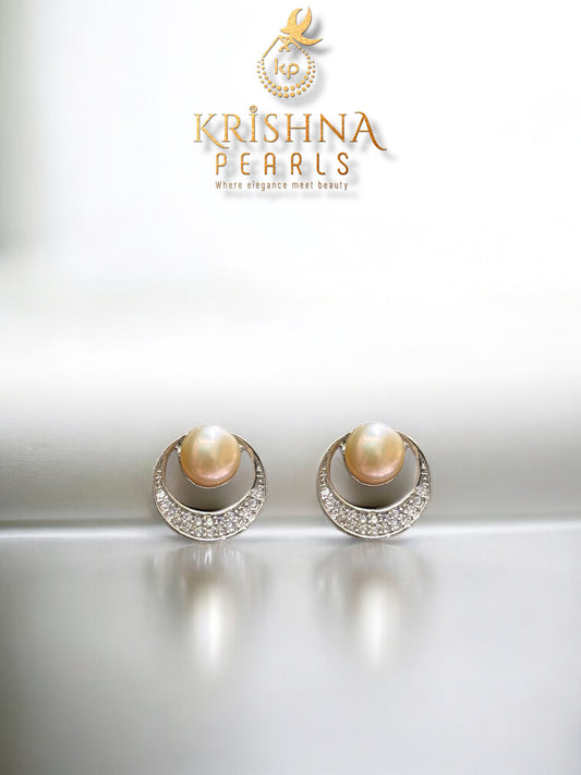 Modern Muse Pearl Studded Earrings