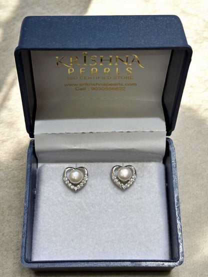 Beautiful Heart Pearl Studded Earring