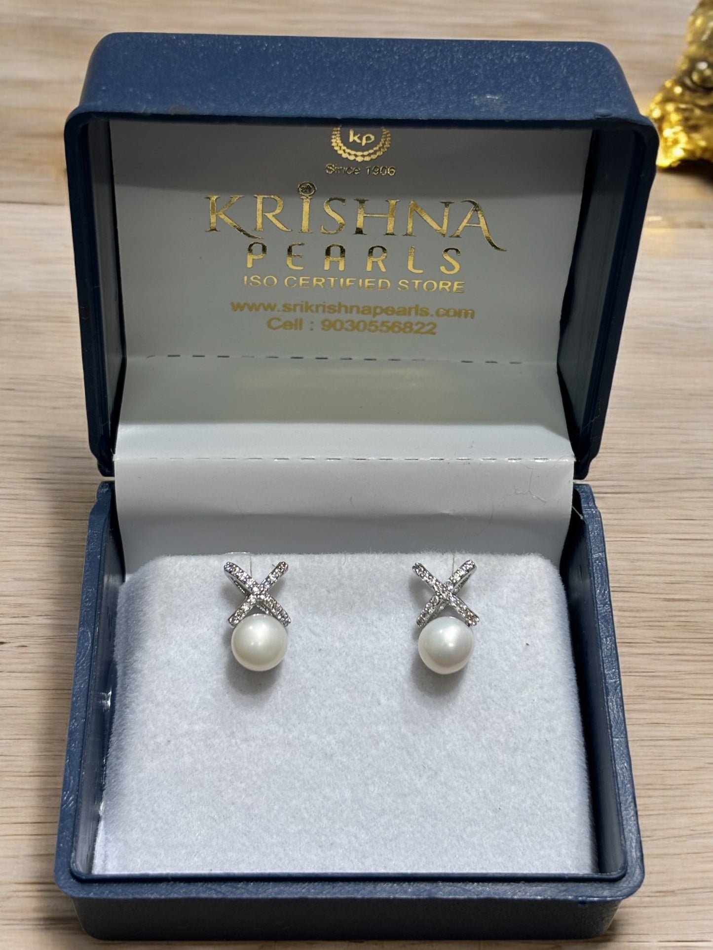 92.5 Silver Post Pin Pearl Hangings