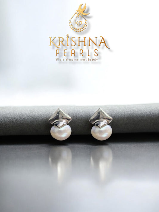 92.5 Silver Prism Pearl Earrings