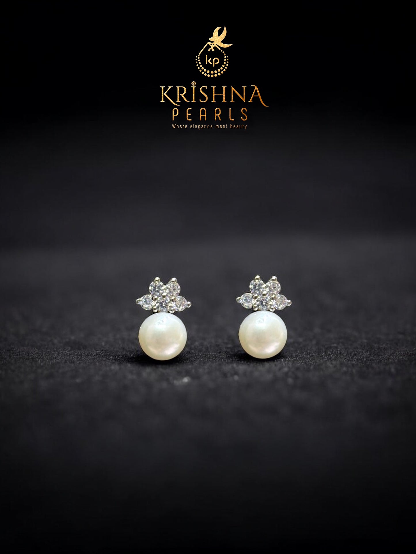 Cute Flora Pearl Studded Earrings