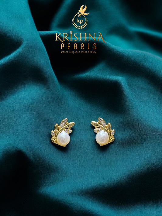 Laurel Pearl Studs