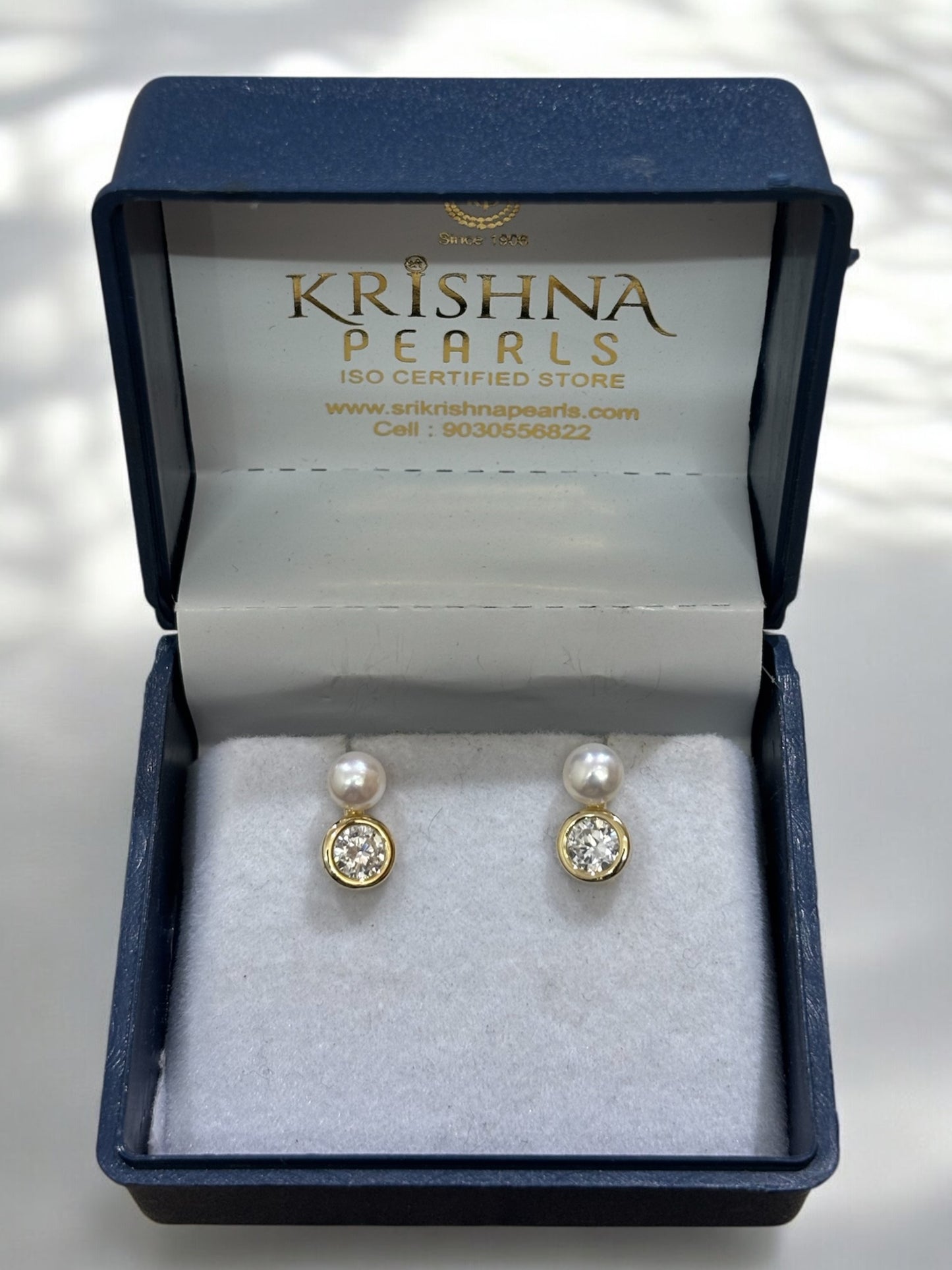 92.5 Post Pin Silver Zircon & Pearl Studded Earrings