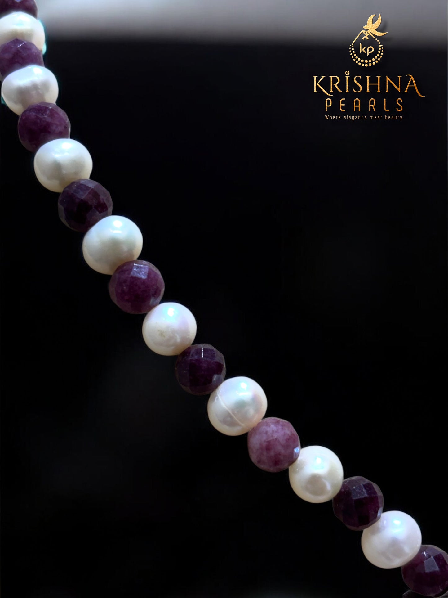 Baroque Pearls & Garnet With Detachable Pendant