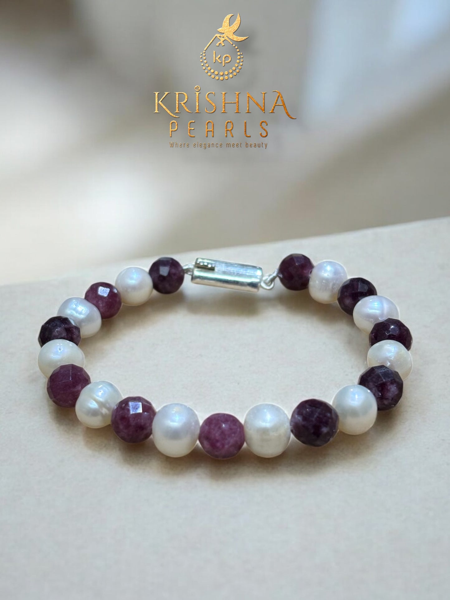 Adorable Pearls & Garnet Bracelet