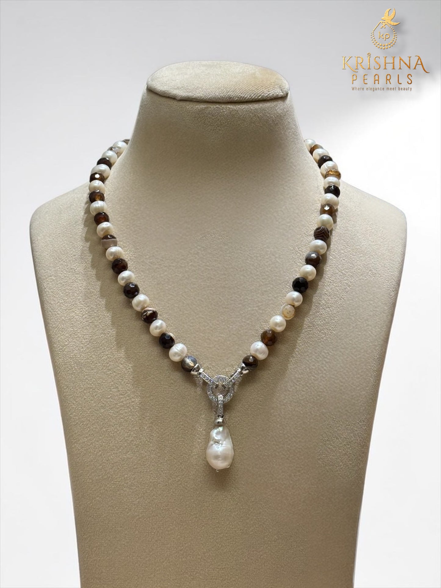 Sulemani Hakik With Detachable Baroque Pearls Locket