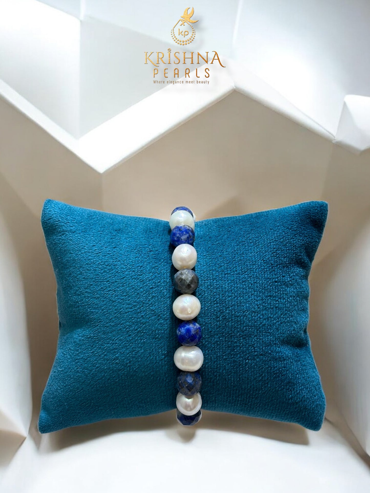 Beautiful Pearls & Lapis Lazuli Bracelet