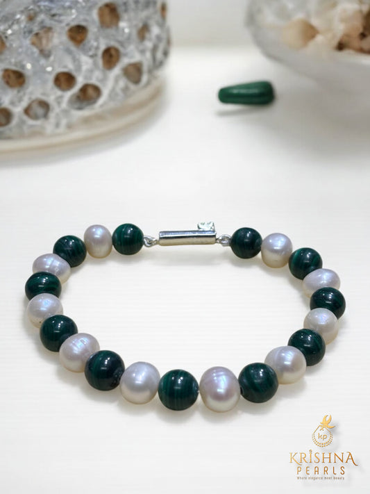 Beautiful Pearls & Malachite Bracelet