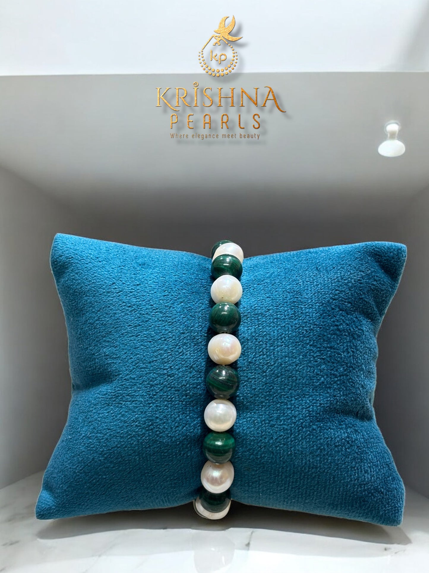 Beautiful Pearls & Malachite Bracelet