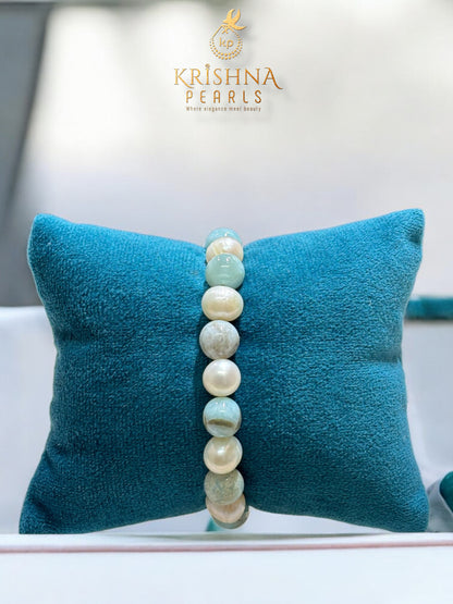 Beautiful Larimar & Pearls Bracelet