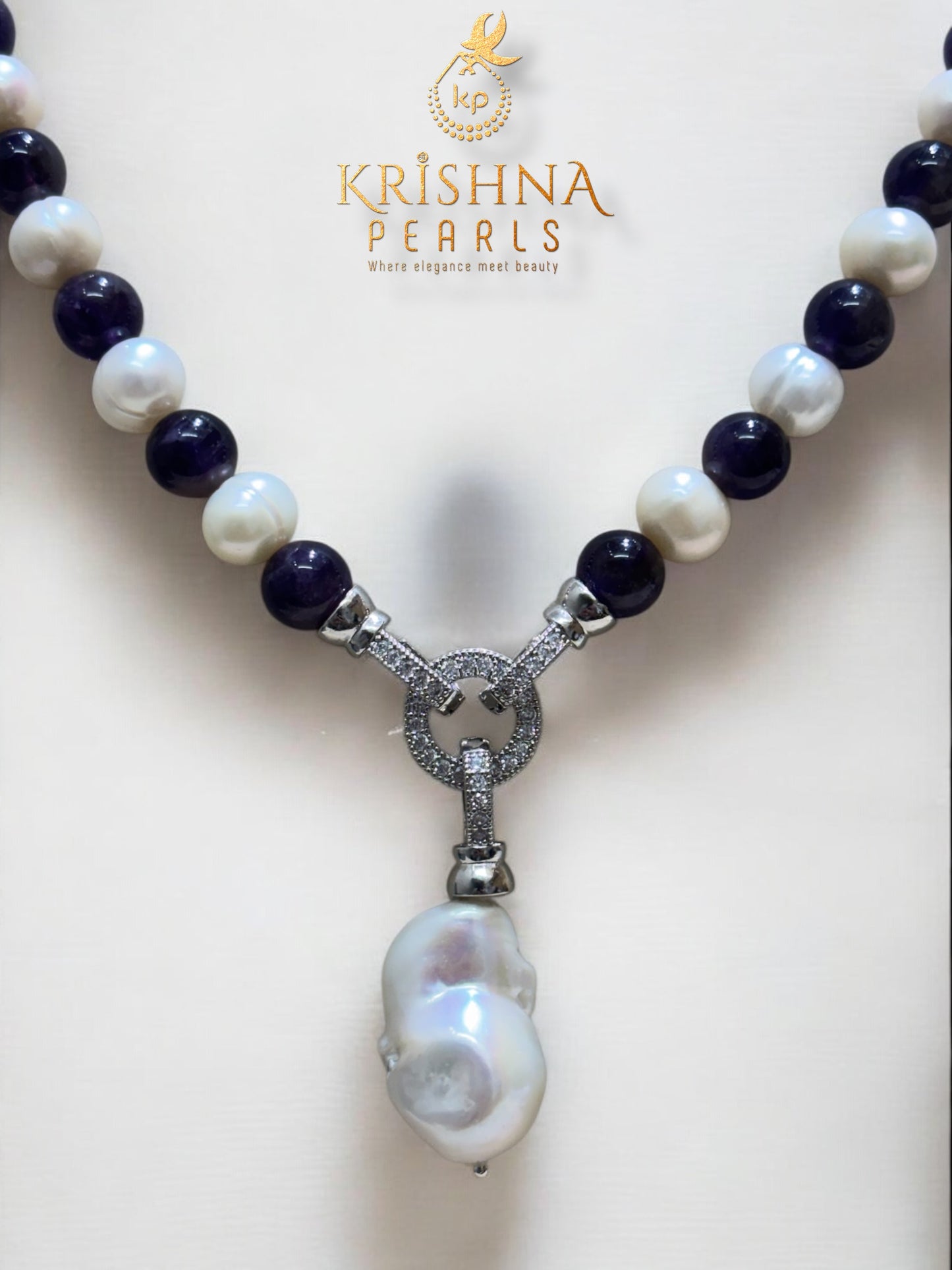 Beautiful Amethyst & Pearls Necklace Set Detachable Locket