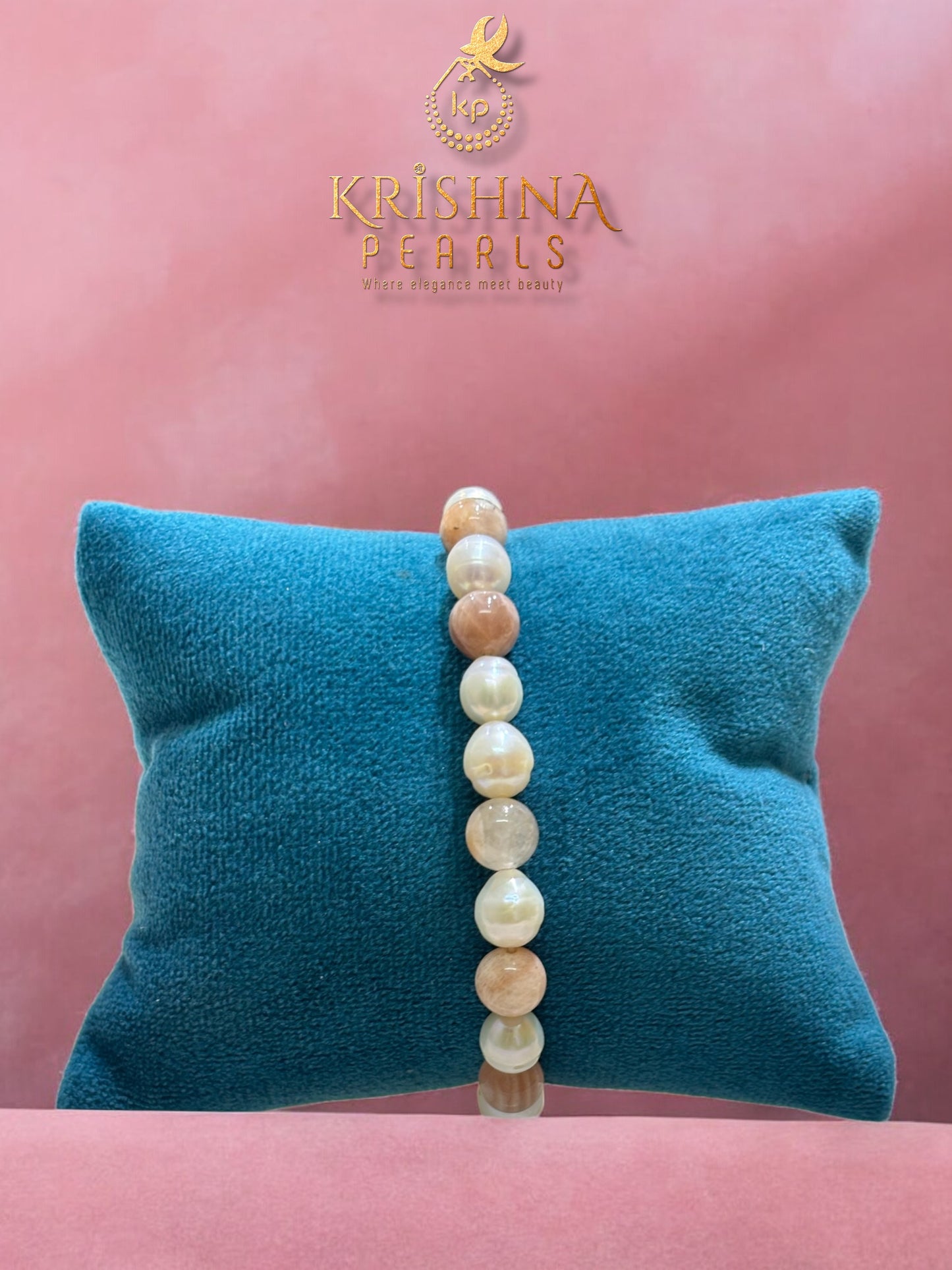 Adorable Peach MoonStone & Pearls Bracelet