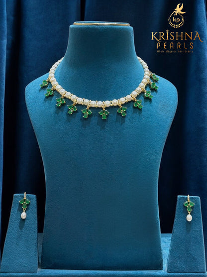 Emerald & Button Pearls Necklace Set