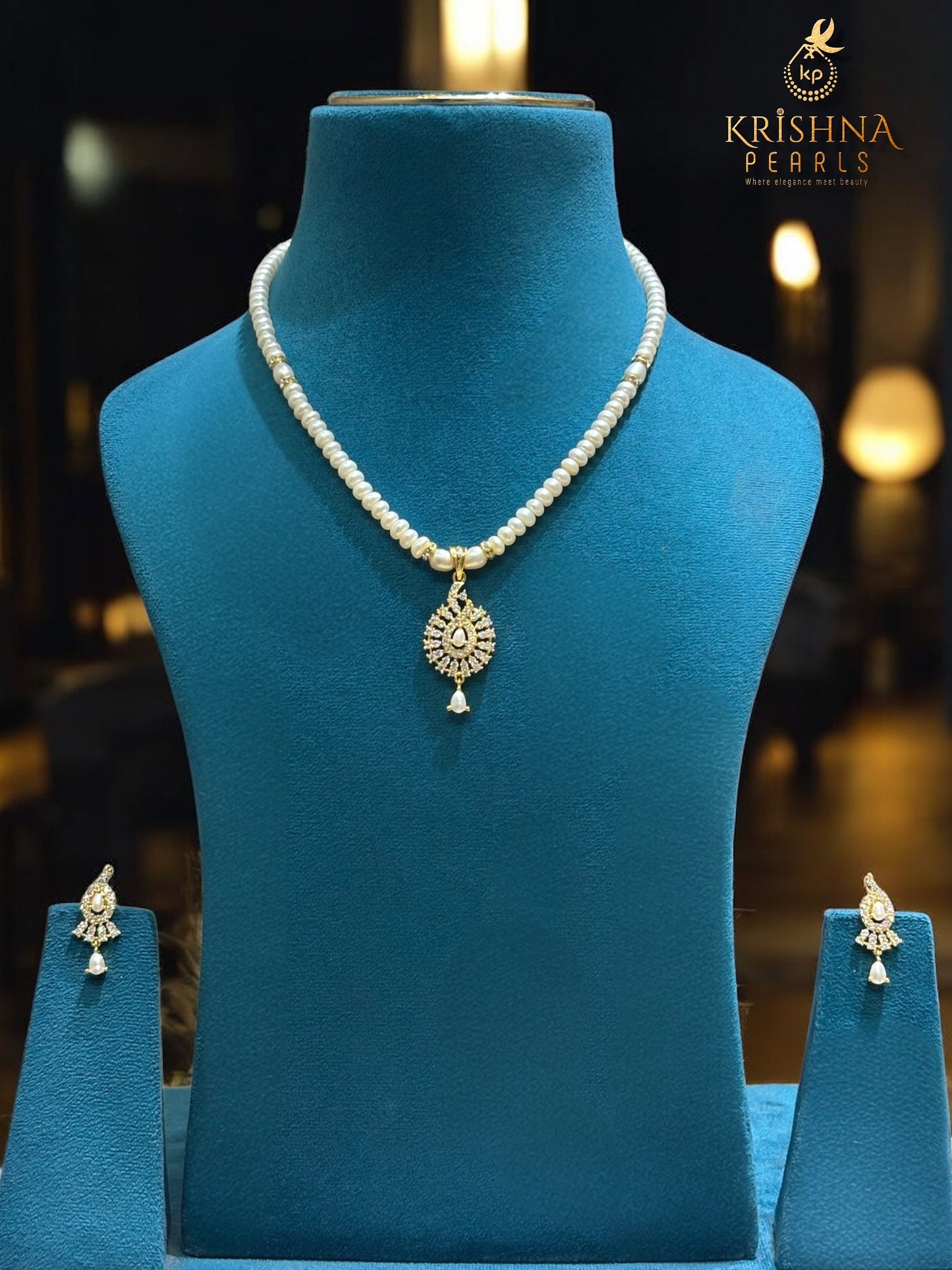Imperial Teardrop Pearl Studded Necklace Set